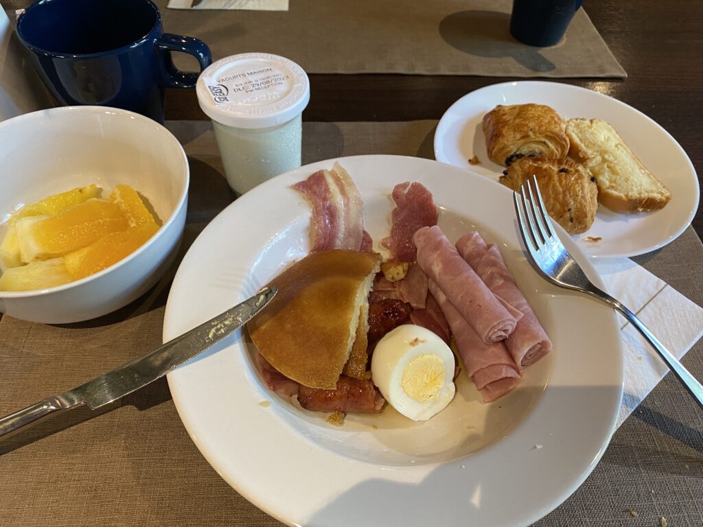 Last breakfast before Paris-Brest-Paris